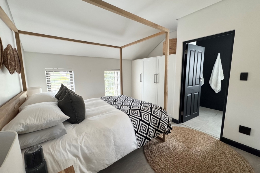 To Let 3 Bedroom Property for Rent in Graanendal Western Cape